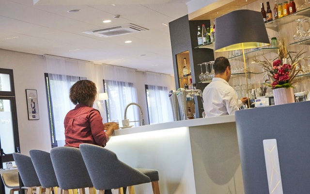 Hôtel Kyriad Paris Bezons - La Défense