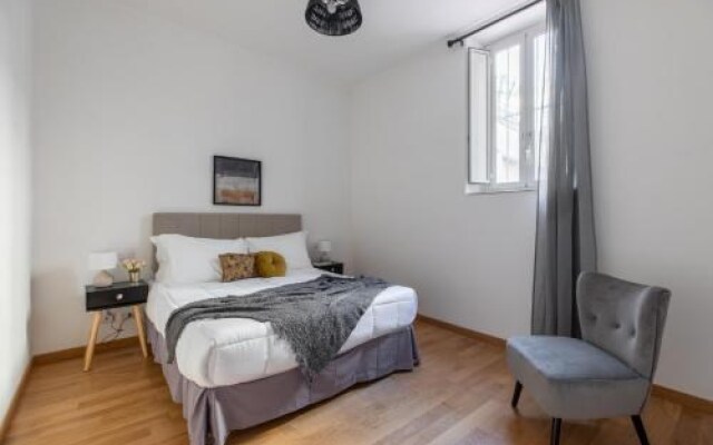 BDB Flat by the Spanish Steps II