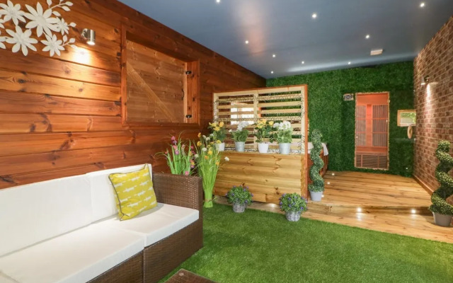 9 Meadow Retreat