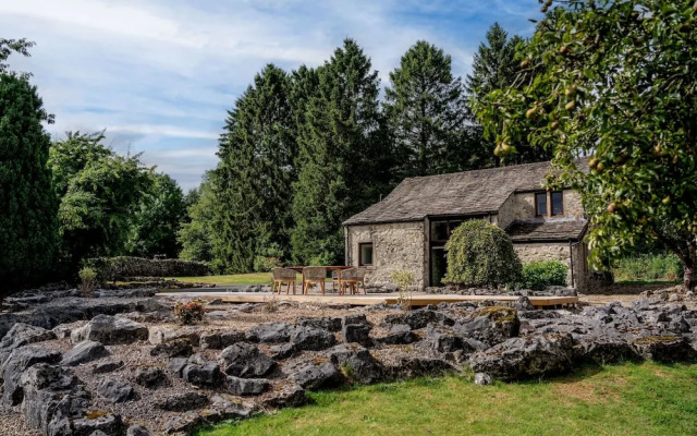 Long Ashes - Netherside Barn