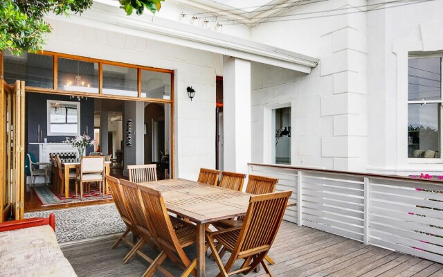 Victorian House on the Atlantic Seaboard