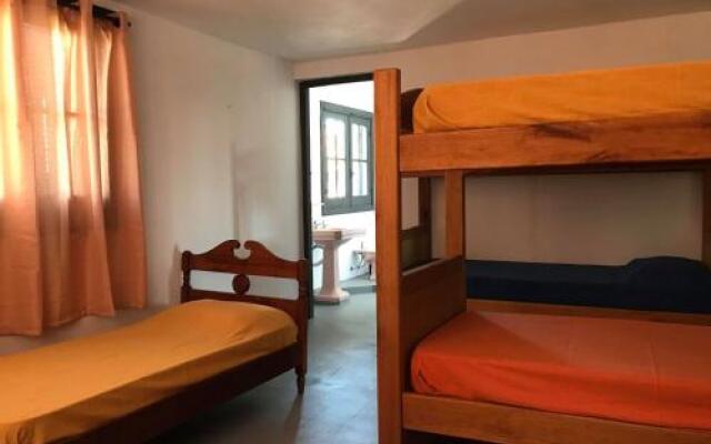 Lobo Hostel