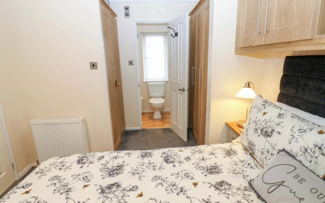 Plot 32