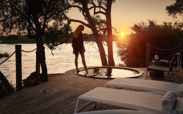 Victoria Falls River Lodge