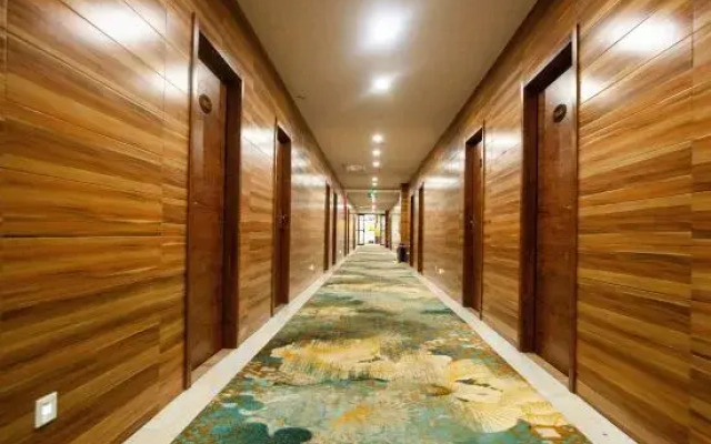 Yantai Venice Fashion Theme Hotel