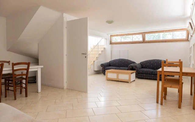 Nice villa only 100m from the beach