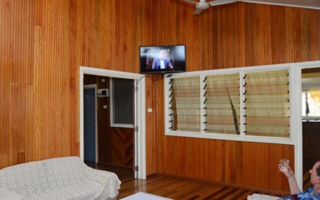 Tanuli Royal Plains Motel