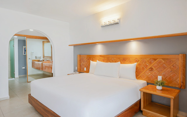 Beachscape Kin ha Villas & Suites