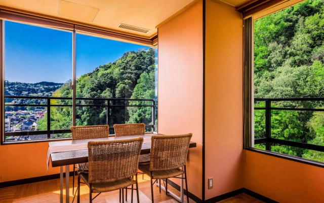 Ooedo Onsen Monogatari Premium Saiki Bekkan