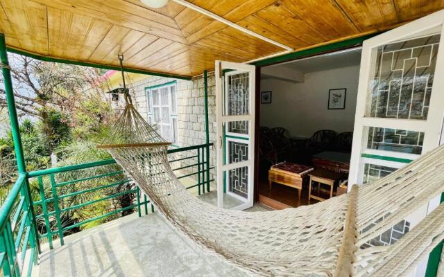 Aashishkhim Guest House