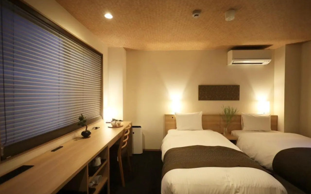 Xcellent Hotel