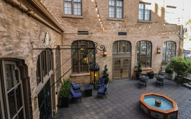 Hotel Petaluma, Tapestry Collection by Hilton