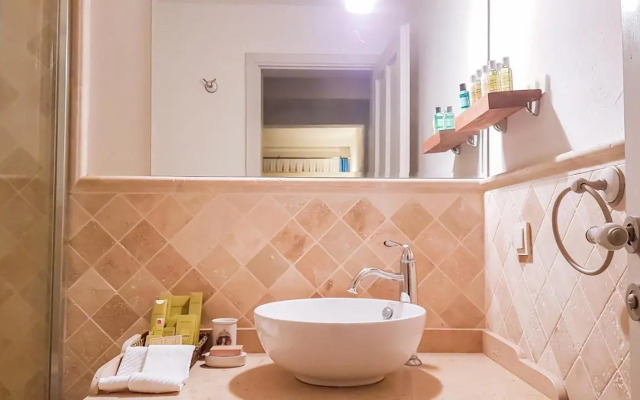 Alaçatı Otel Rebetiko