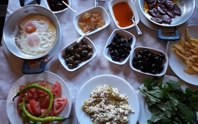 Sirince Dogadaki Evler