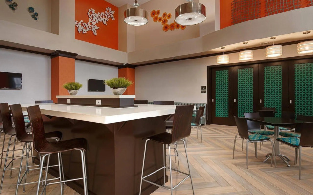 Best Western Premier Ashton Suites-Willowbrook