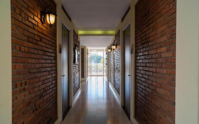 Urbanview Hotel Omah Anin Batu