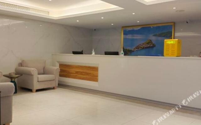 Vienna 3 Best Hotel (Yunnan Lugu Lake Passenger Station Daluoshui Wharf)