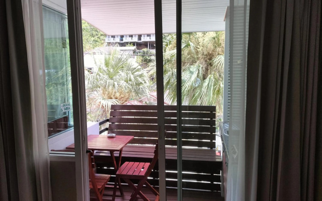 Kata Beach Studio Service Apartment