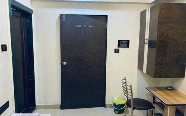 Capital O 80450 Hotel Shubham Residency