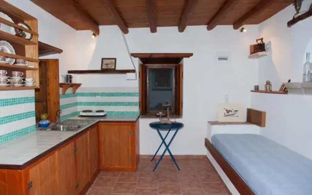 Ampelonas Country House