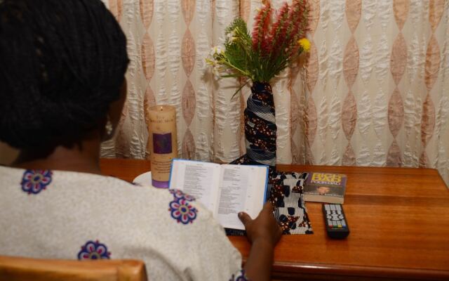 Mama Thea Homes - Hostel