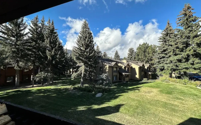 Snowcreek I #47 4 Bedroom Condo