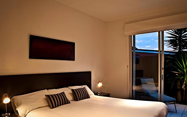 Brighton Bay Apartments