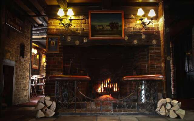 The Grasshopper Inn