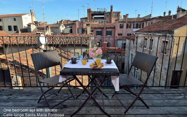 Charming Venice Apartments