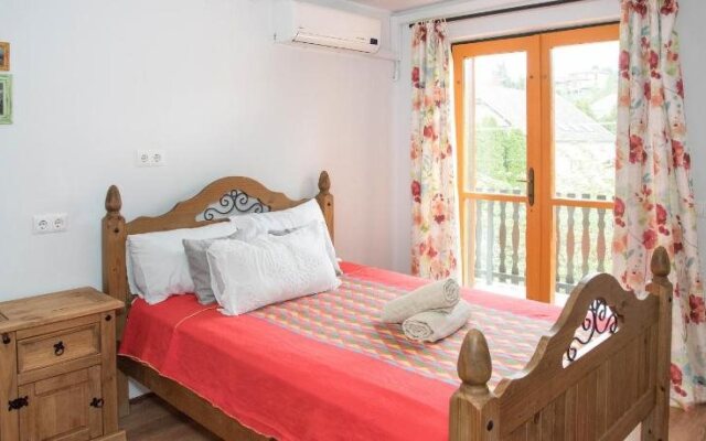 Corona Villa
