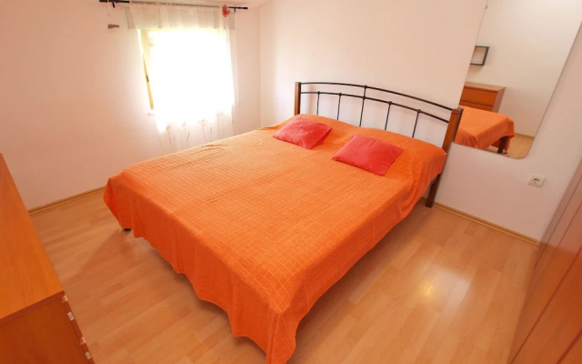 Apartments Mara 44