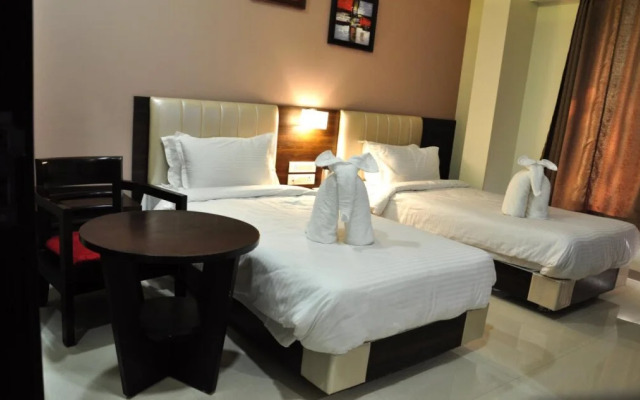 Royal Inn