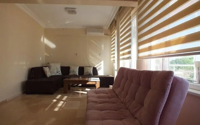 Acet Hotel