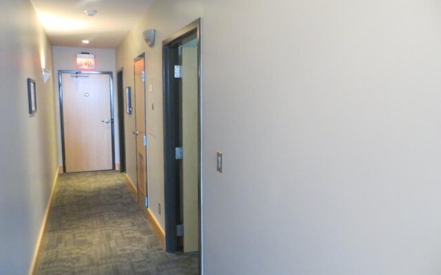 Suites@One-Eighteen