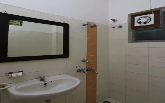 Hotel Gurukripa Inn by OYO Rooms