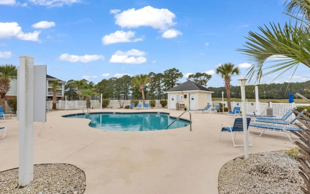 Magnolia North 102