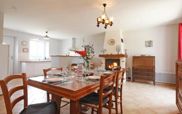 Gîte La Chapelle-Souëf, 4 pièces, 6 personnes - FR-1-497-91