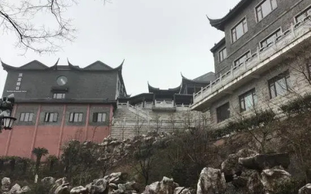 Moutain Top Sunrise Boutique Hotel