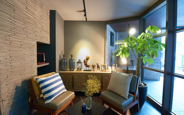 Hound Hotel Seomyeon 1st Street