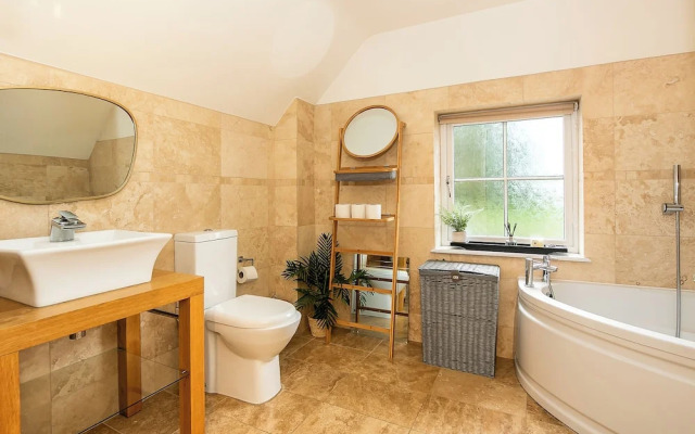 Stunning 3BD Oxfordshire Home in Enstone