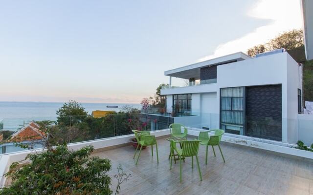 Villa Royal 2