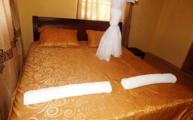 Nalepomara Lodge