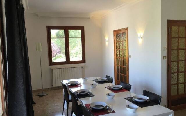 Beauregard - Belle Propriété Au Coeur De La Provence Romaine Apartment