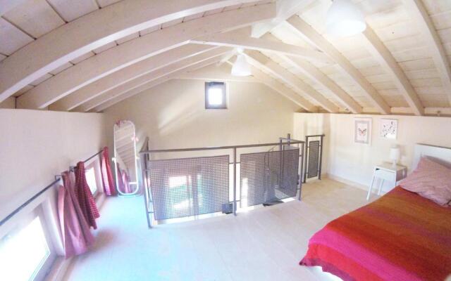 Arapakis Apartment