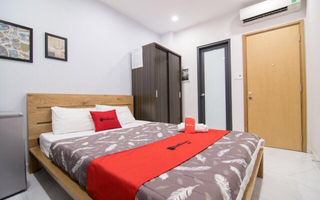 Shibrows By RedDoorz