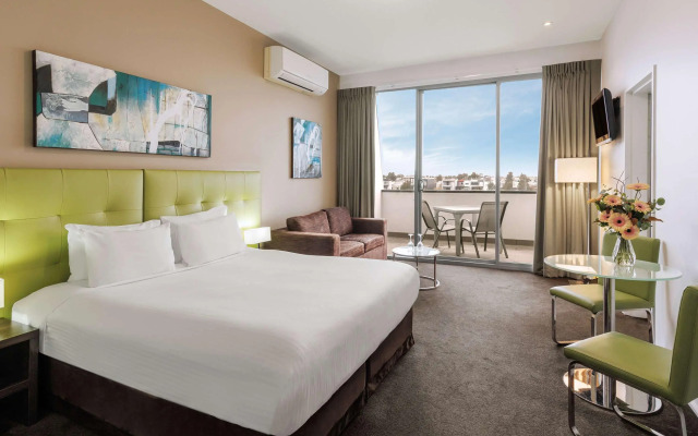 Mercure Melbourne Caroline Springs