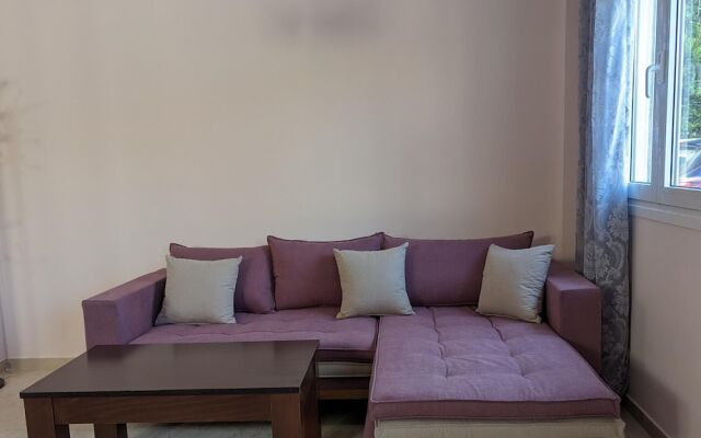 Achilleas Rentals in Kamena Vourla
