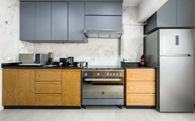 Xuru Stays I The 2bdr Emerald Pearl @ Heart of Heliopolis