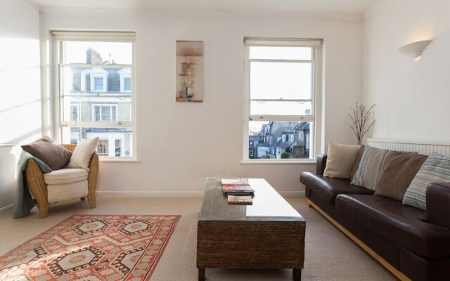 1 Bedroom Apartment in Notting Hill Accommodates 2