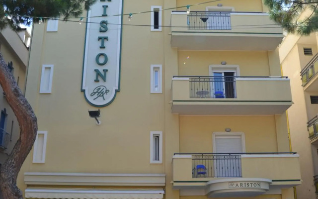 Hotel Ariston